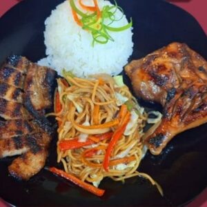 Marinated Grilled Chicken / Pork Belly w/ vegetable noodles w/ rice